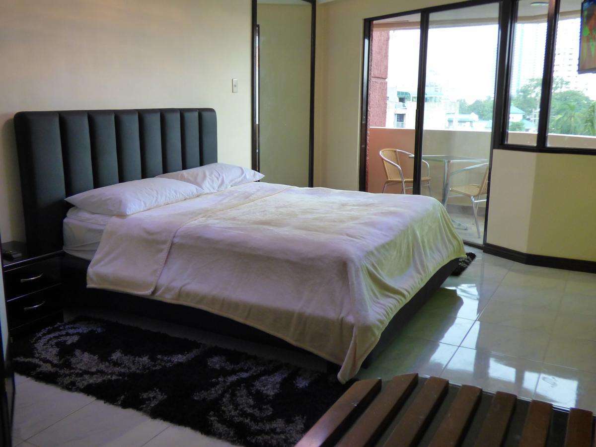 Manila Bay Serviced Apartments Exteriér fotografie