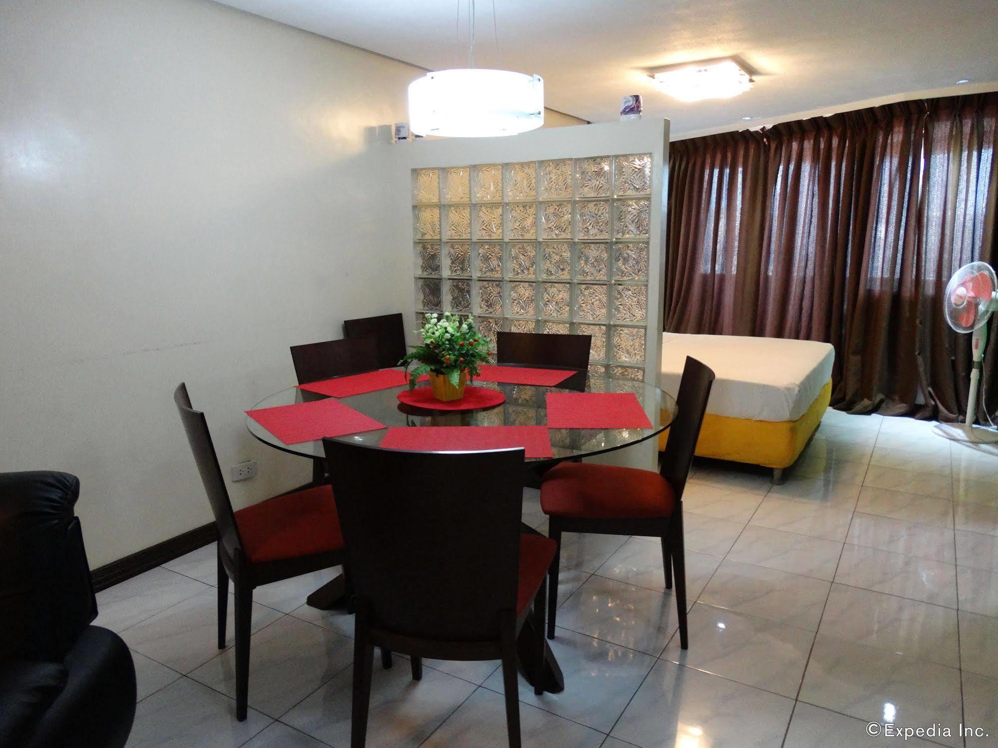 Manila Bay Serviced Apartments Exteriér fotografie